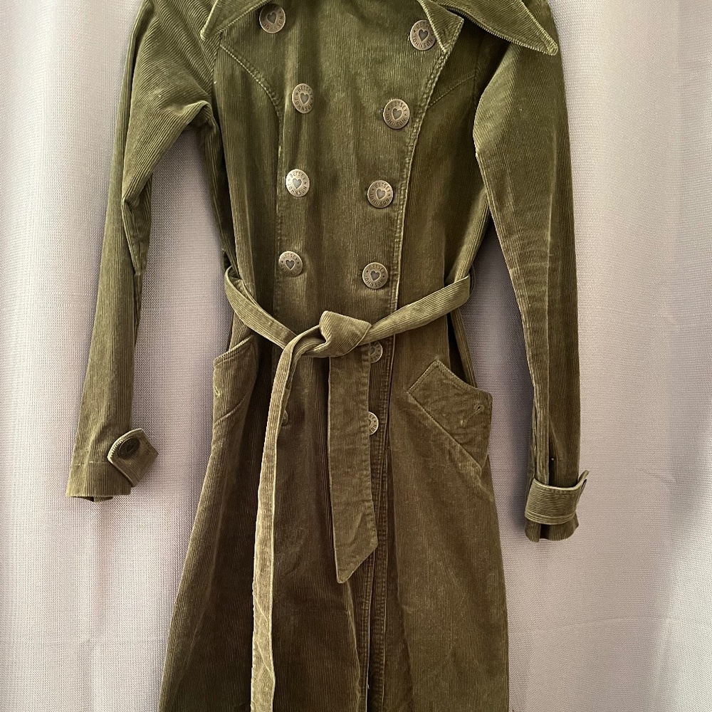 Betsy Johnson Woman’s Coat
